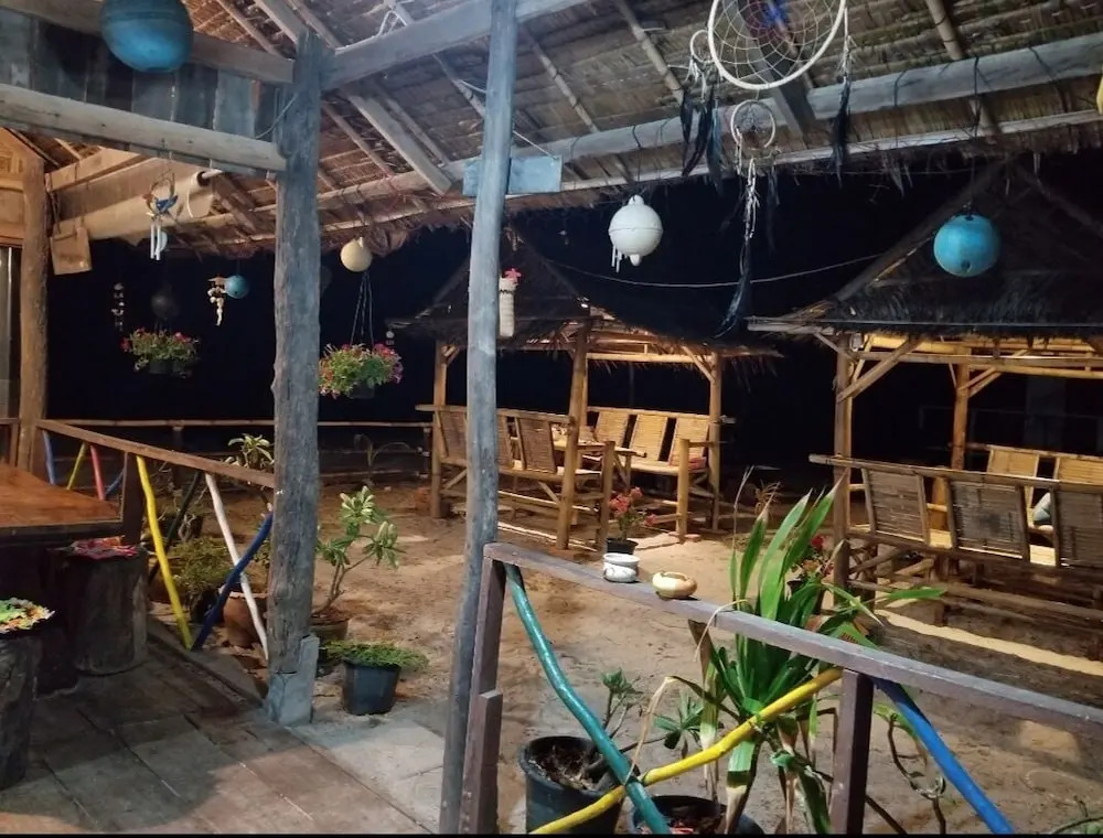 Baan Lee Bungalows
