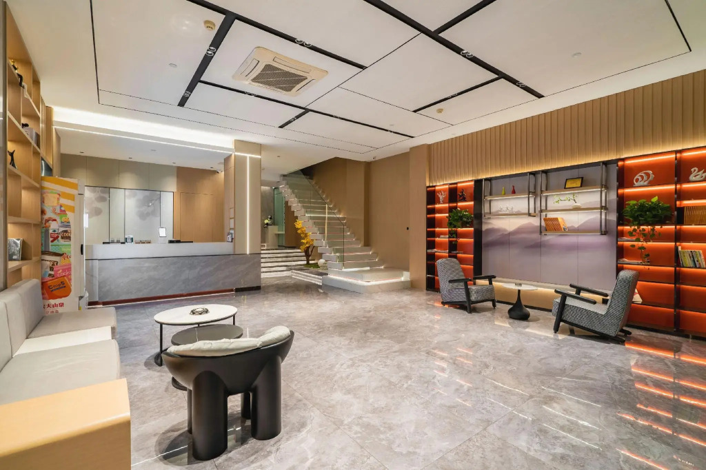 Vatica Wuhu Nanling County Wannan Shopping Mall Hotel