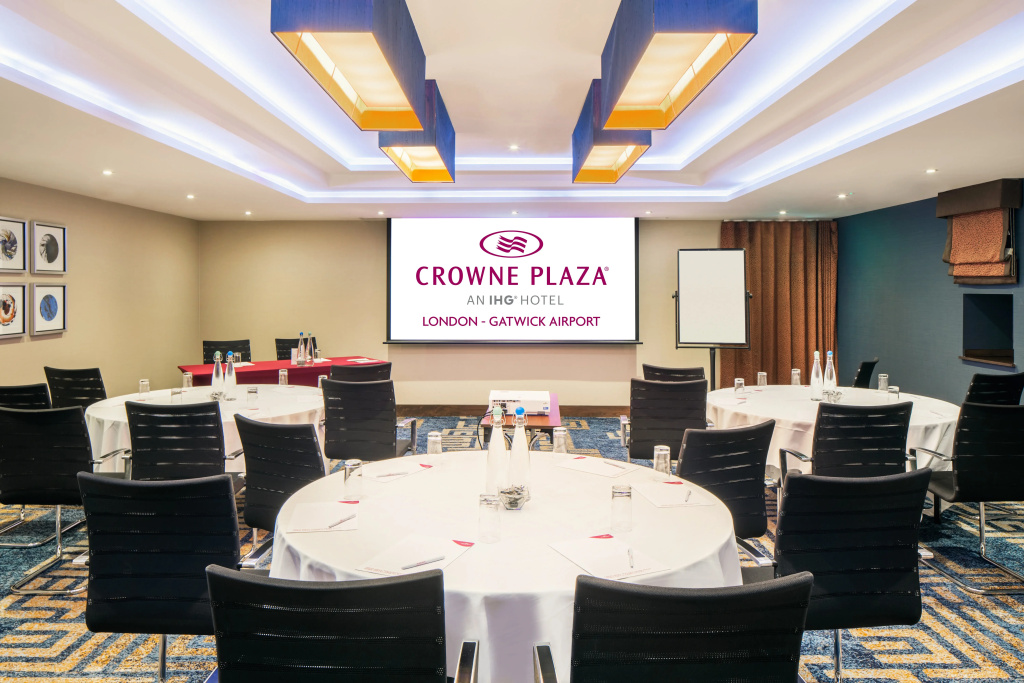 Crowne Plaza London - Gatwick Airport by IHG