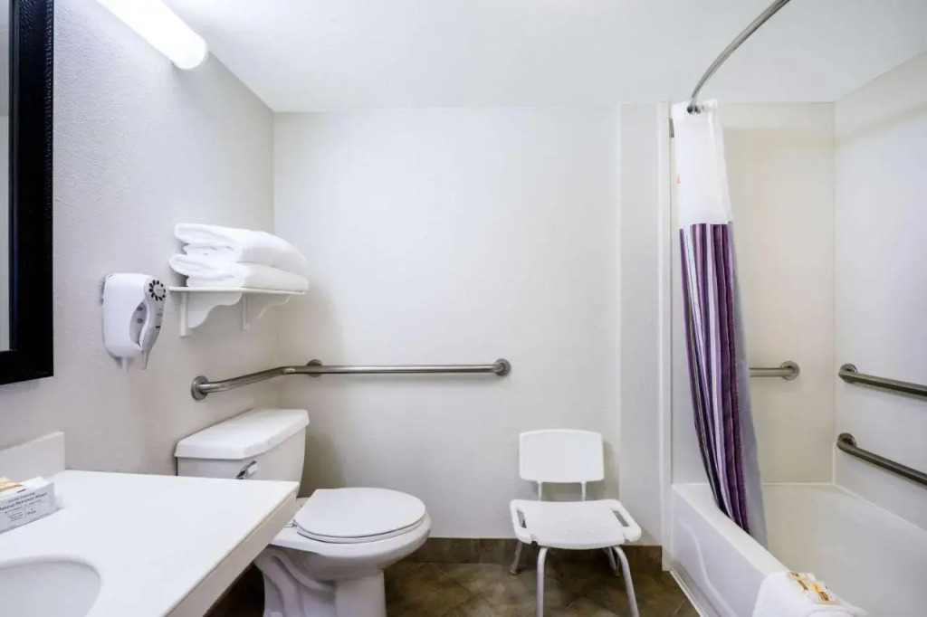 La Quinta Inn & Suites Myrtle Beach Broadway # 951