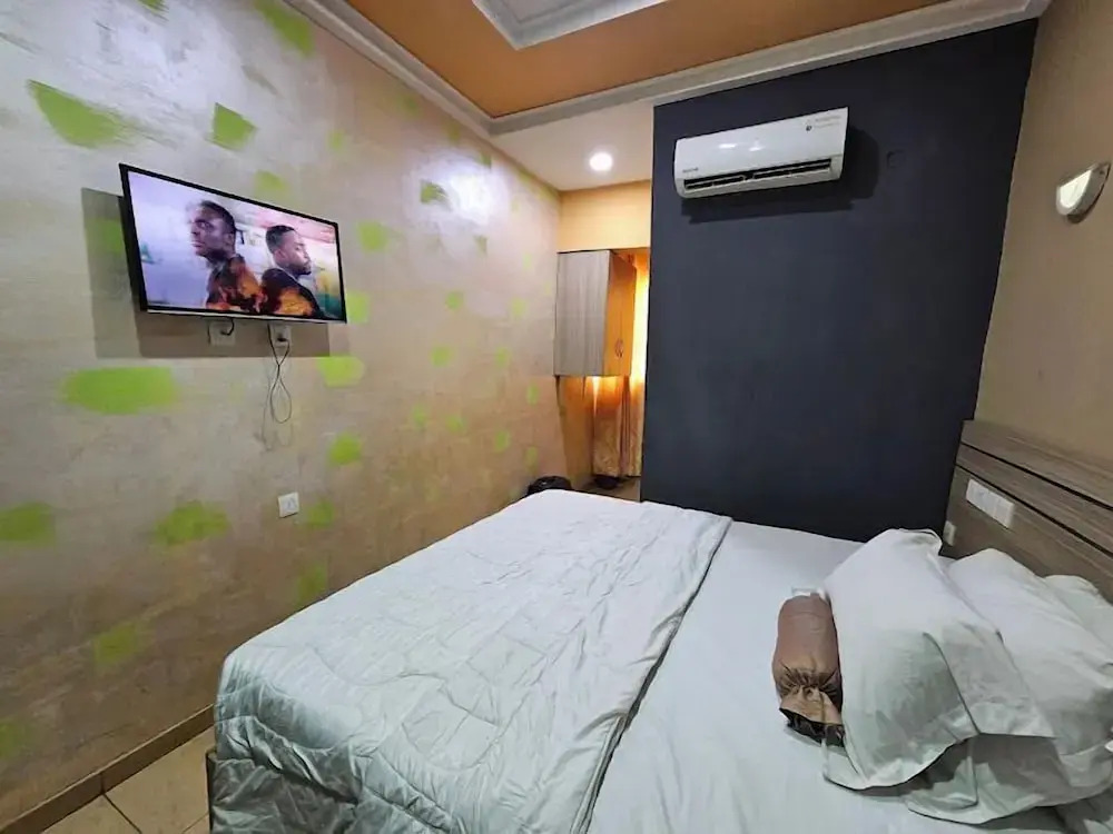 Somewatt Fresh Hotel
