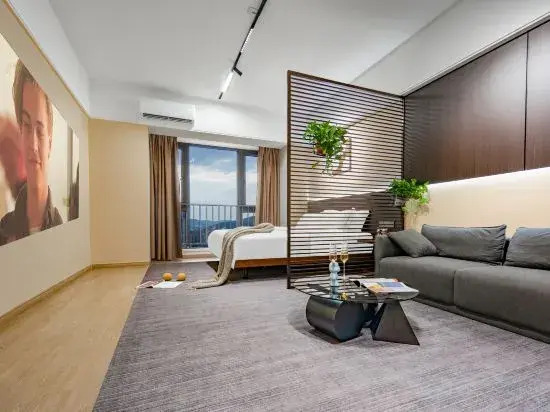 S Hotel