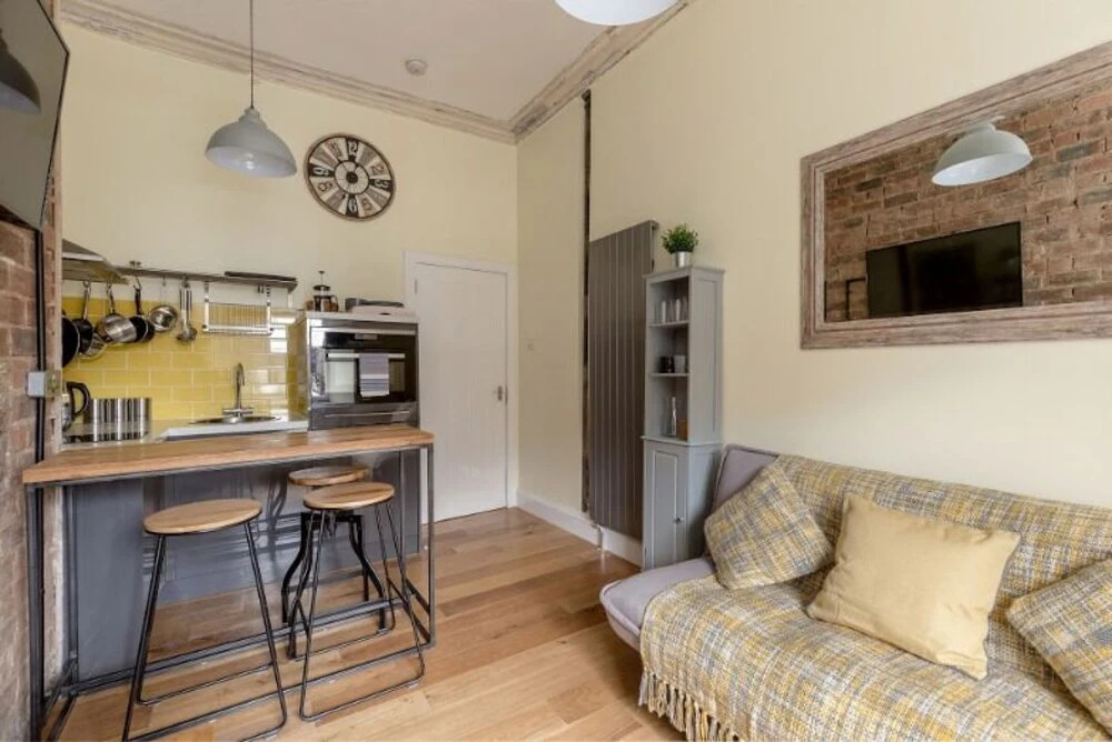 Lovely 1-bedroom Apt near Leith and City Centre