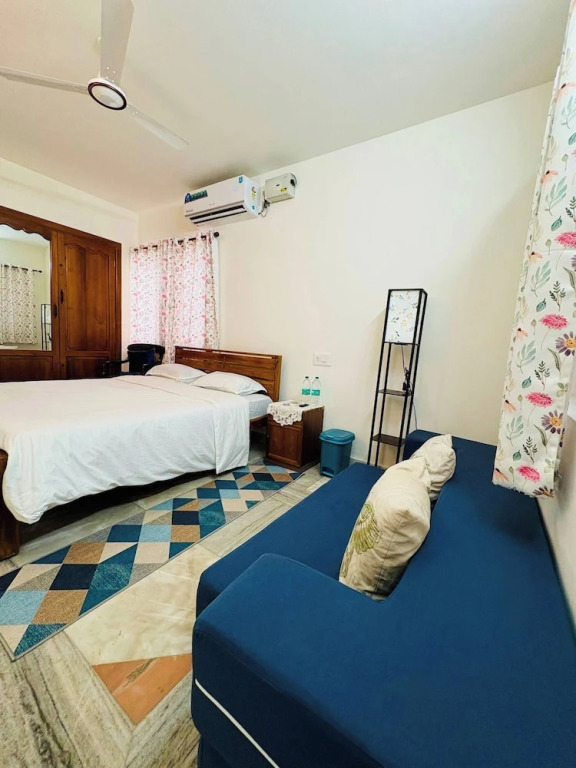 The Haven by Oshara Modern Kerala 3bhk AC Wifi Family Near Fort Kochi Parking