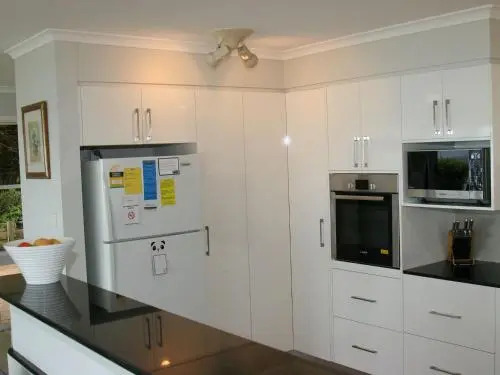 1 'The Clippers' 131 Soldiers Point Road - fabulous waterfront unit
