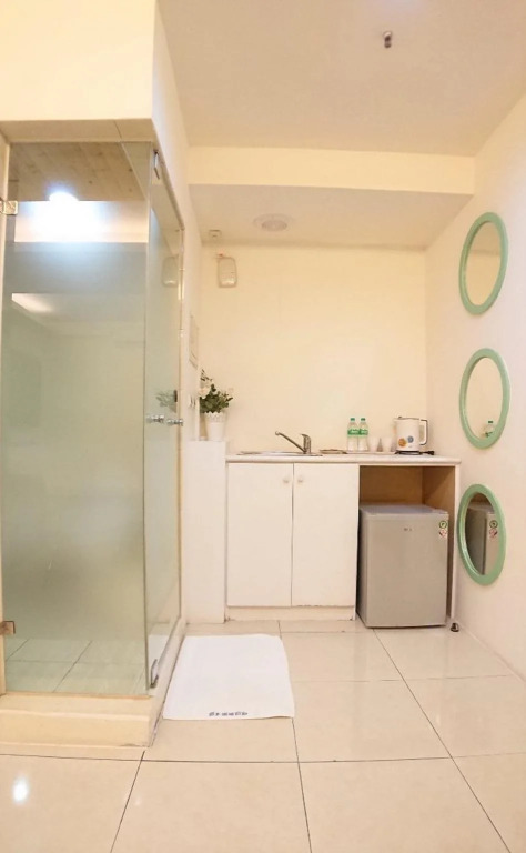 Lyu Jie Business Hotel
