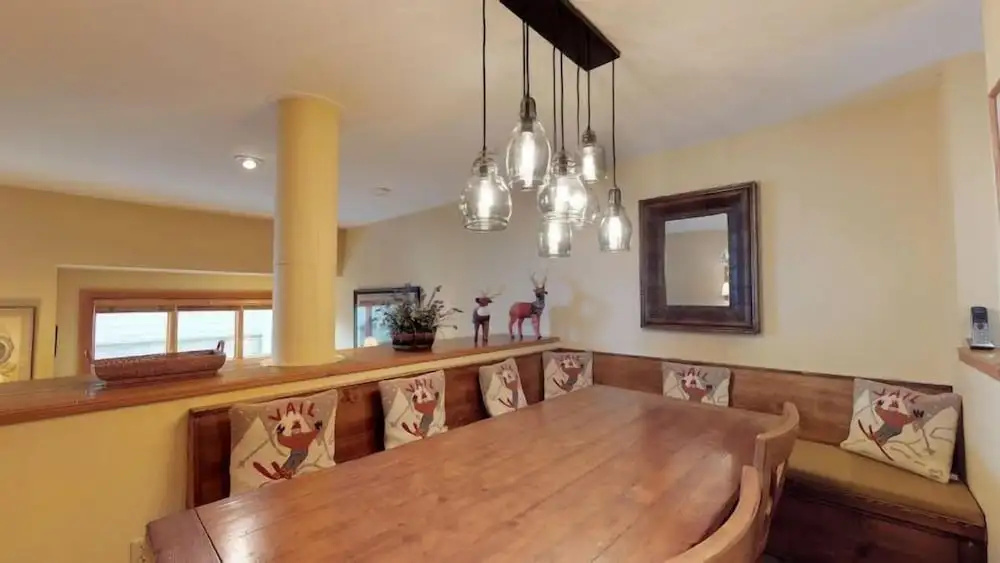 Gold-rated 3 Bedroom Condo Near Grand Hyatt Vail and Chair Lift 20