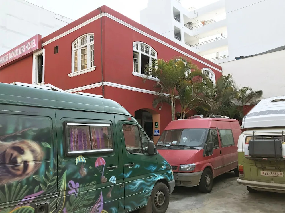 Hitchhikers Lima Hostel