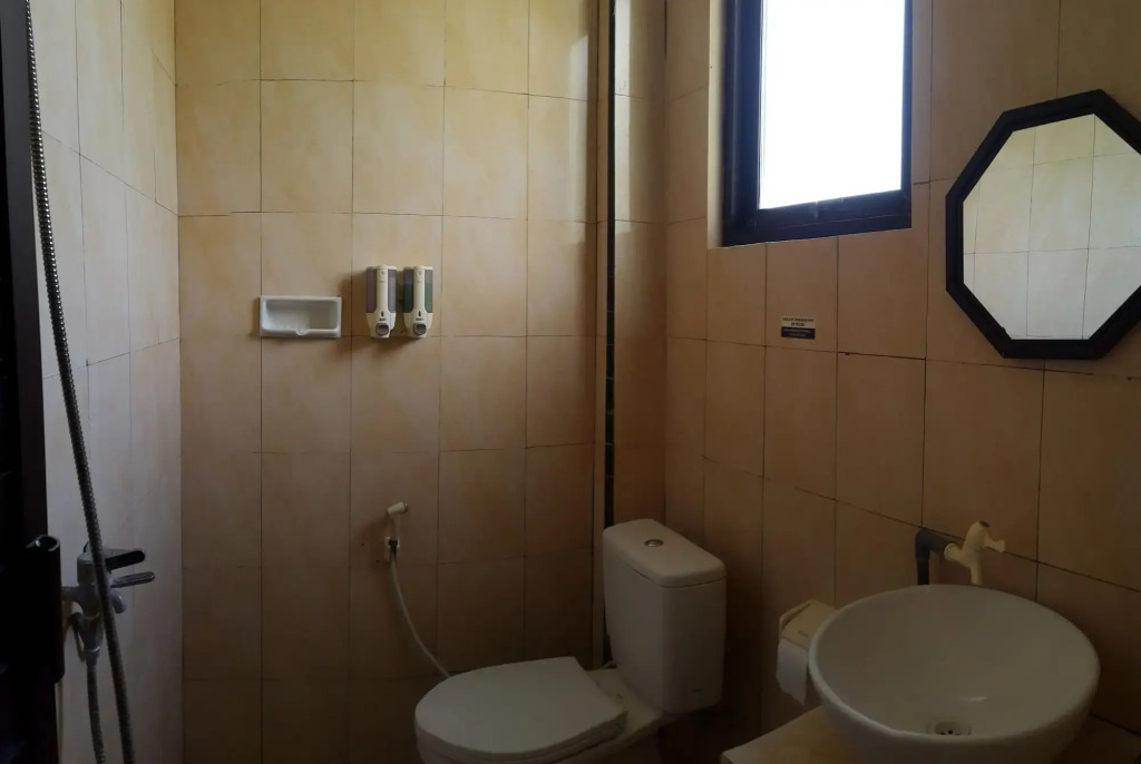 Centro Bajo Hotel & Resto