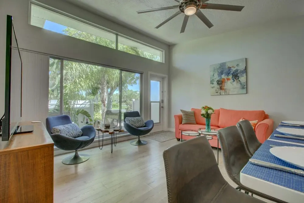Pelican Gardens Villa 23
