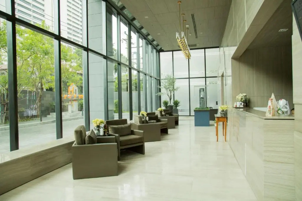 Sukhumvit 11#Luxury#Pool#Gym#BTS Nana&MRT Sukhumvit#1BR#Max4ppl