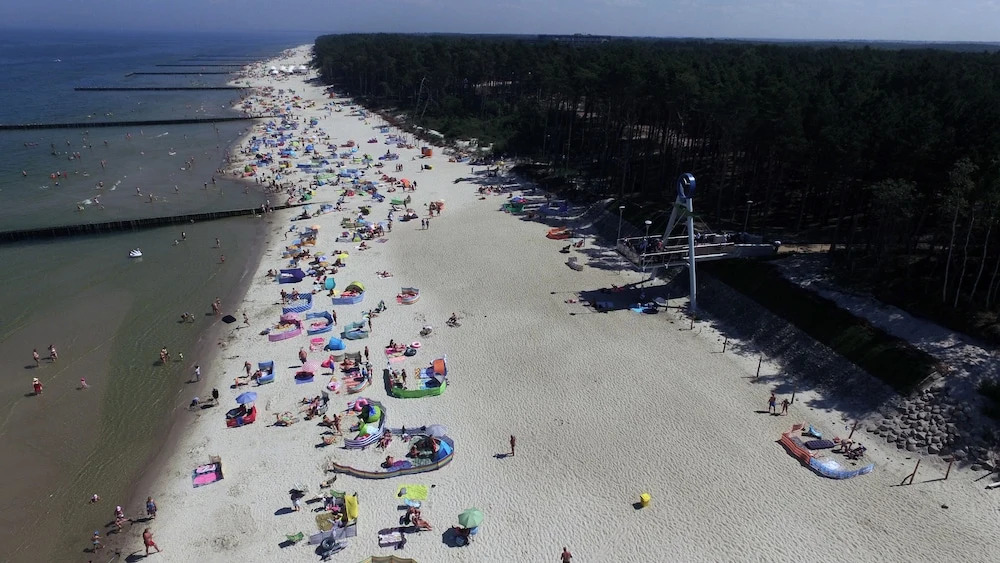Pelikan Resort Dźwirzyno - Domki przy plaży