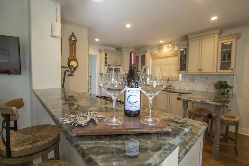 "Pacific Serenade" Brand New Remodel