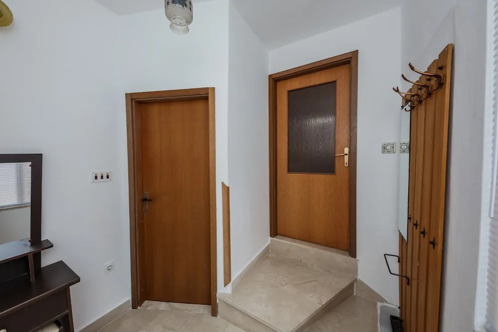 A1 - apt w. the sea View, two Terraces and Garden