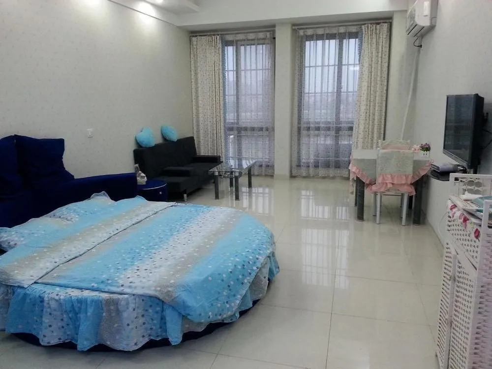 Jiajia Apartment Hotel