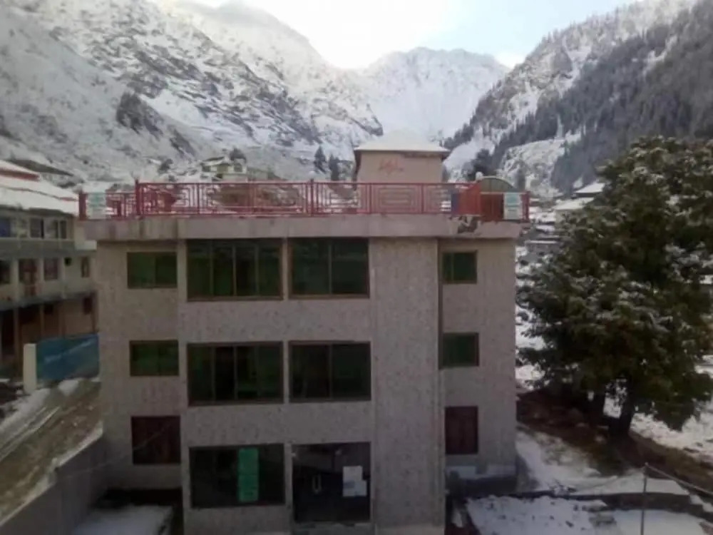 Cloud Way Hotel
