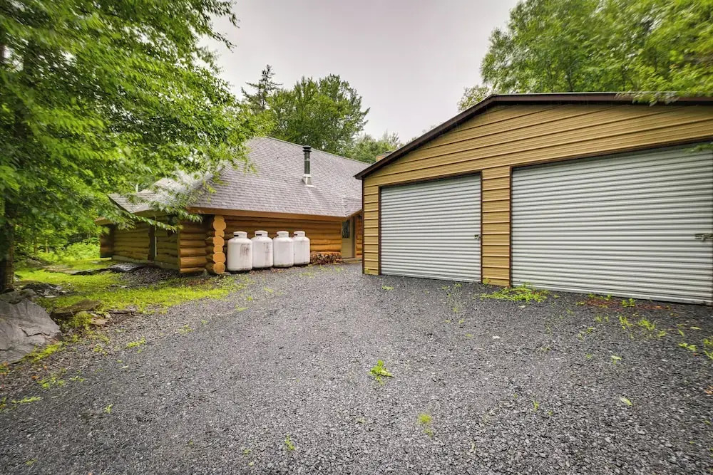 Secluded Greenville Cabin: Walk to Moosehead Lake!