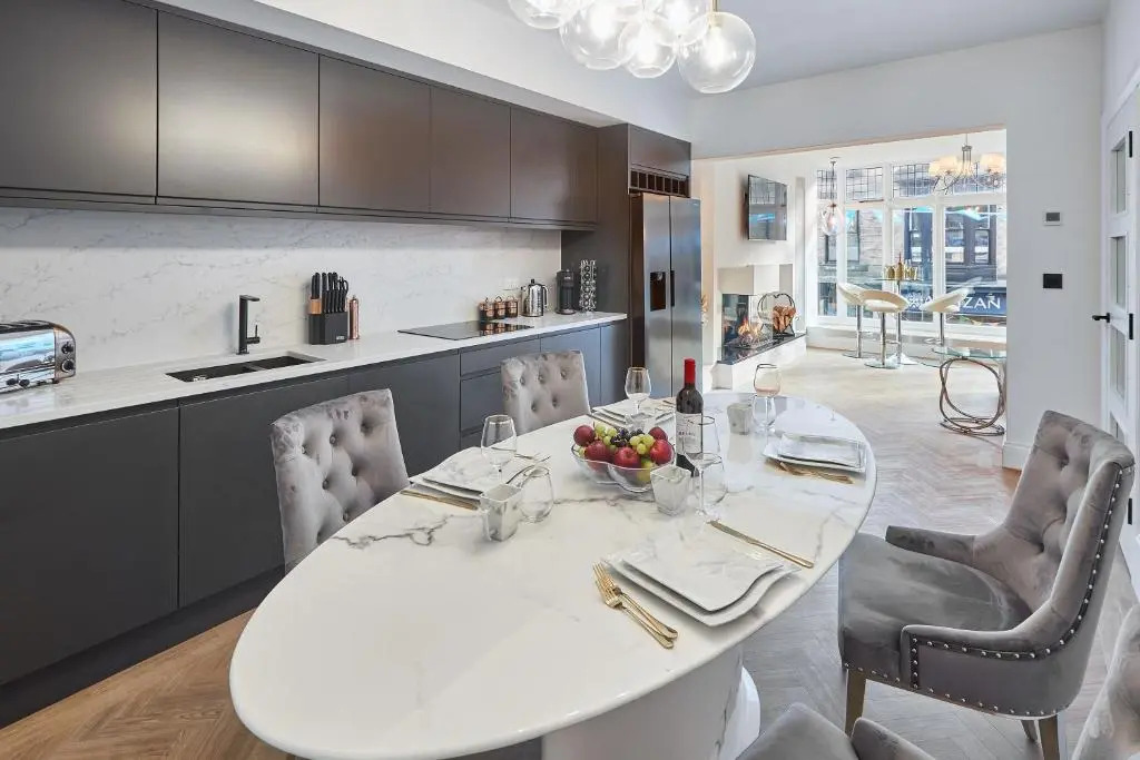 Host Stay Oxford House