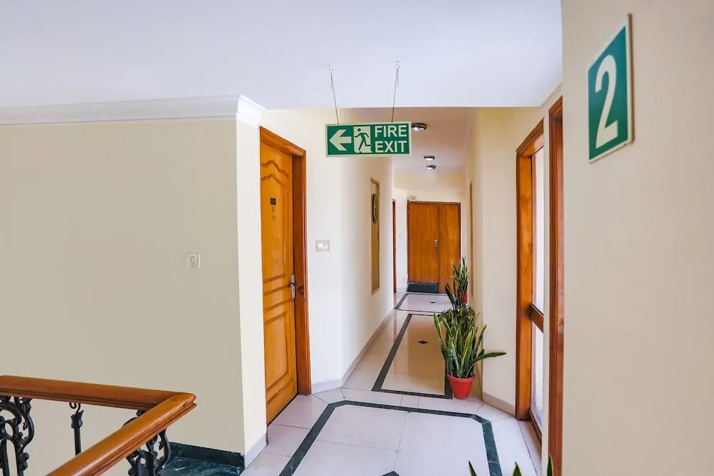FabHotel Altus