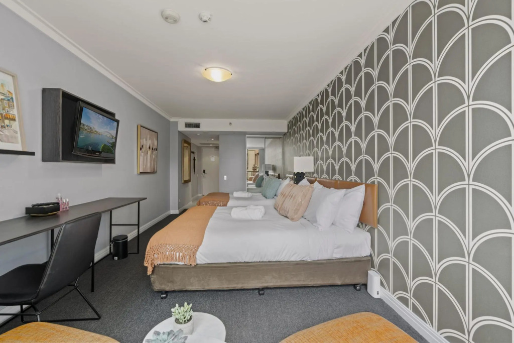 Convenient City Abode