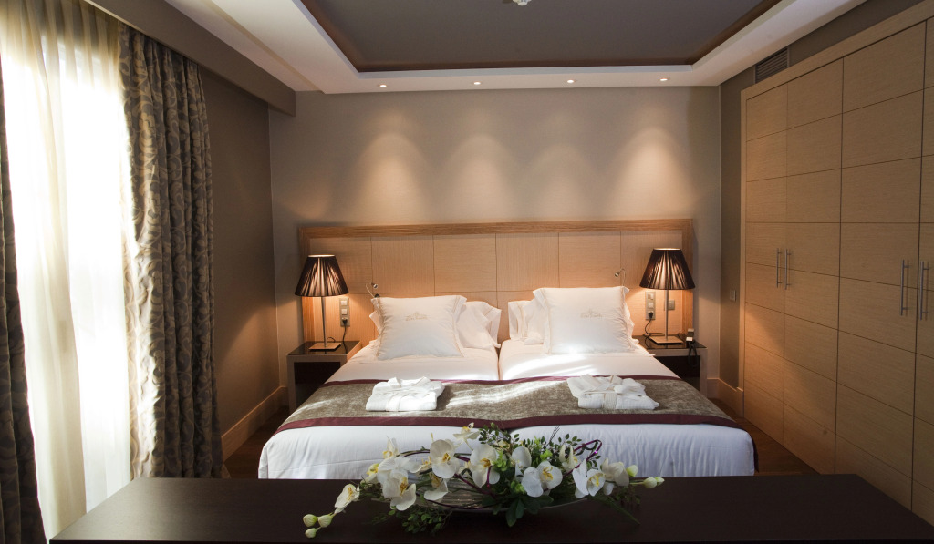 Nexus Valladolid Suites & Hotel