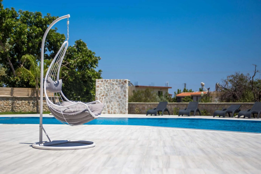 Madison Boutique, Faliraki