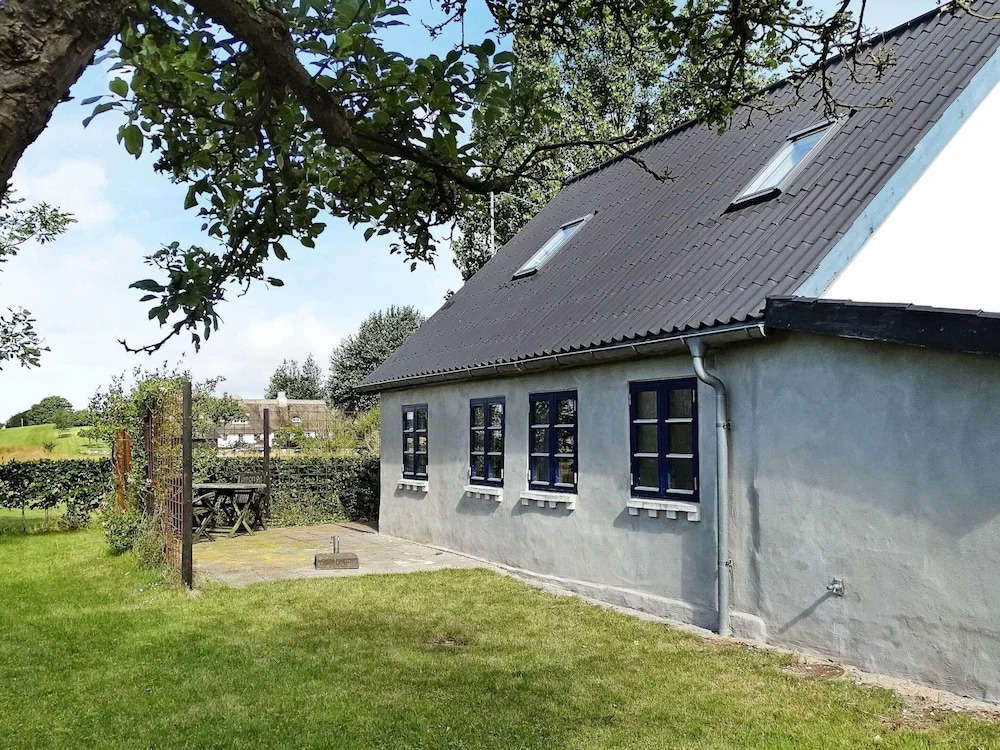 6 Person Holiday Home in Humble-by Traum