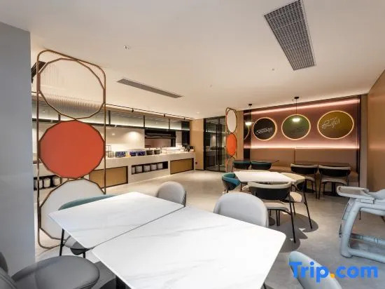Cheermay Hotels (Danyang Jinying Plaza)