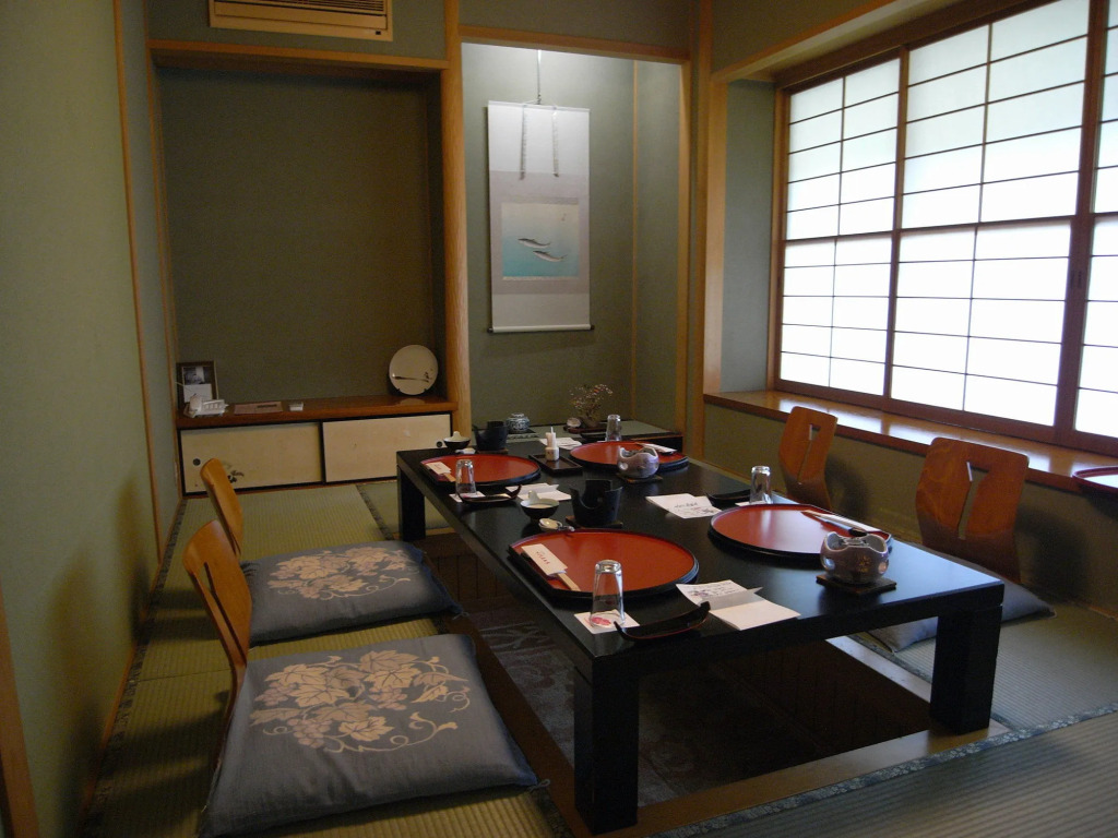 Kawakamiya Kasuitei