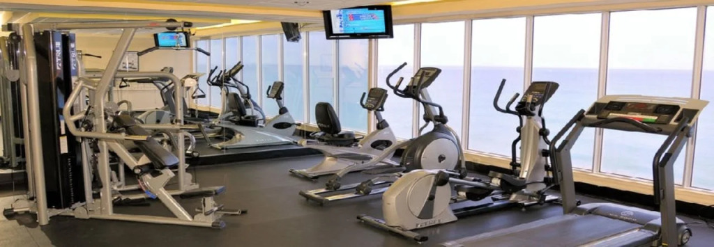 Radisson Suite Hotel Oceanfront