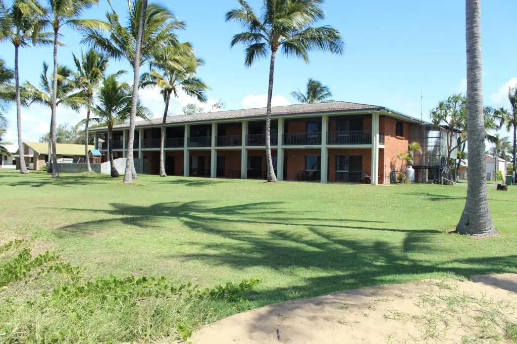 Sarina Beach Motel