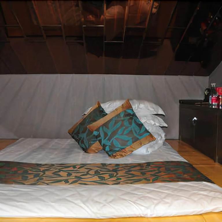 Boyue Hotel