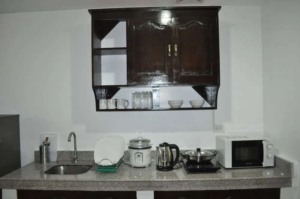 Panglao Village Court - Residence Inn