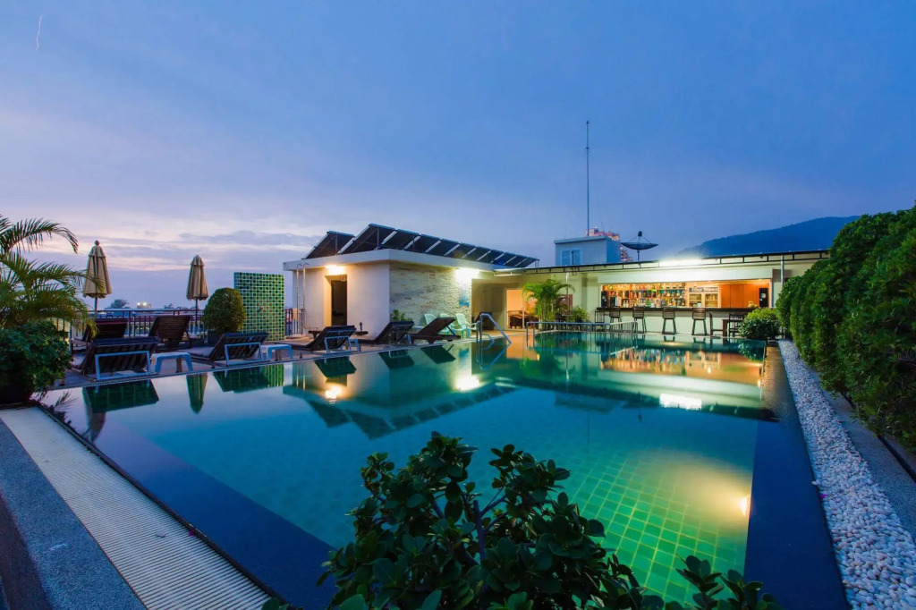 77 Patong Hotel & Spa