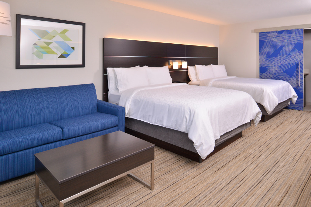 Holiday Inn Express & Suites - Olathe West by IHG