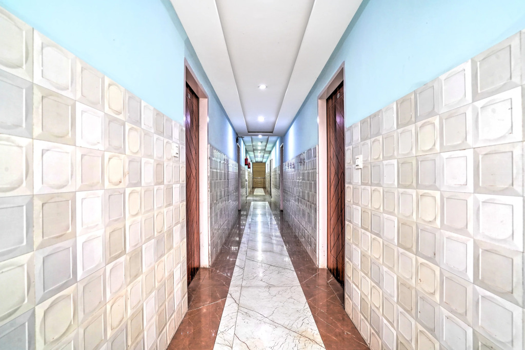 Super Hotel O by OYO Sector 52 Chandigarh ISBT Road Formerly Hari Residency