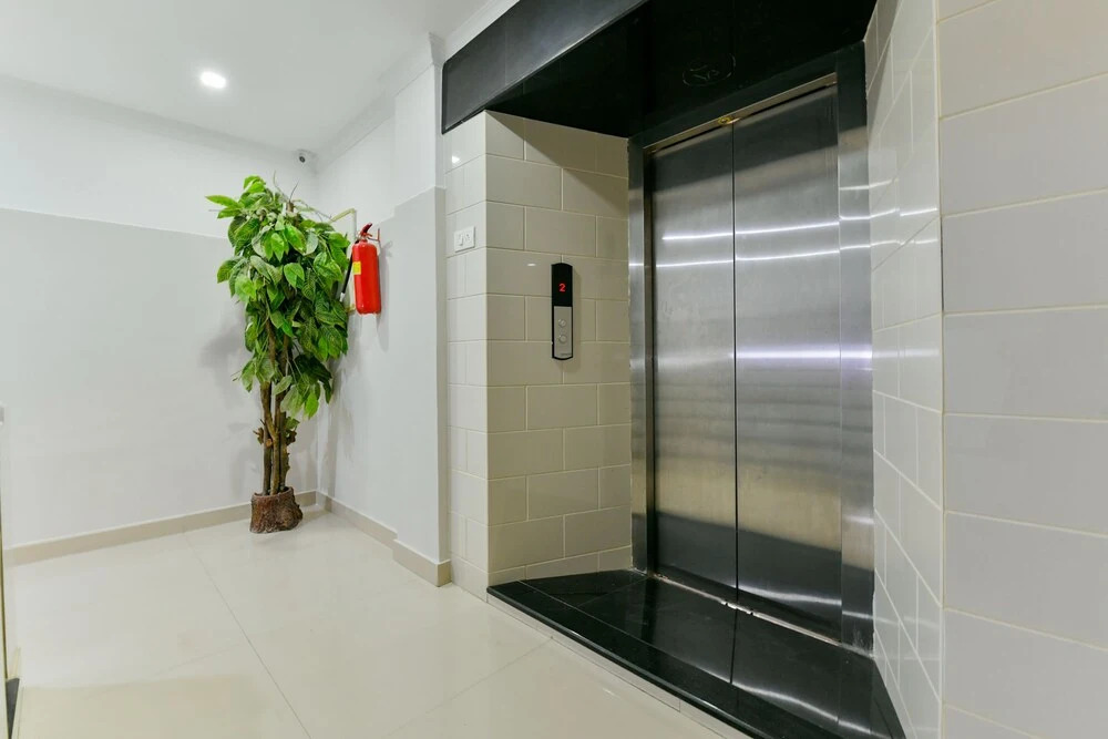 OYO 16532 Anchor House Hotel