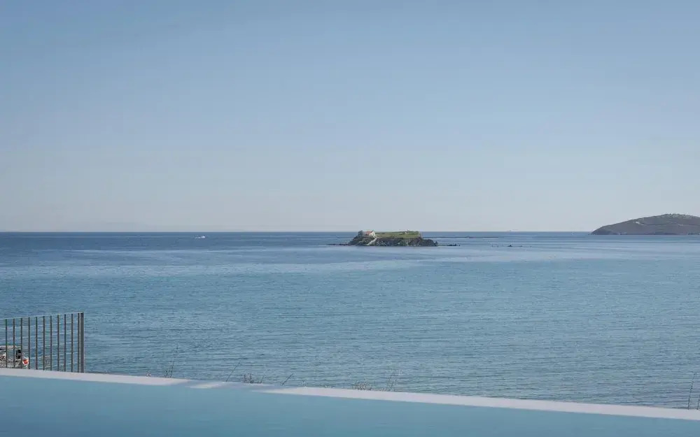 Luxurious Seafront Villa Karystos