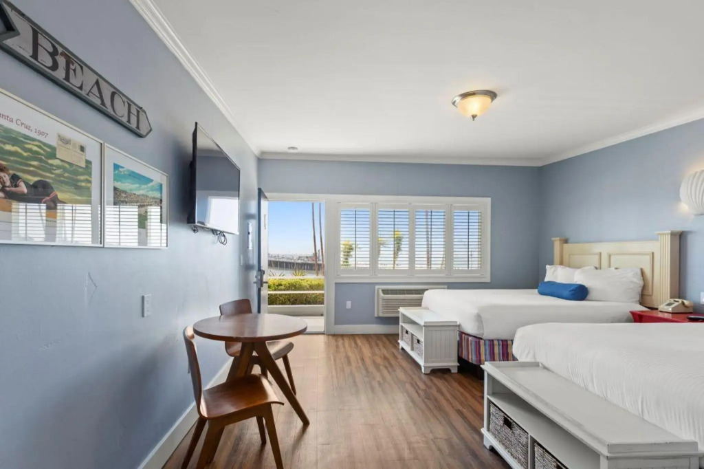 Beach Street Inn and Suites