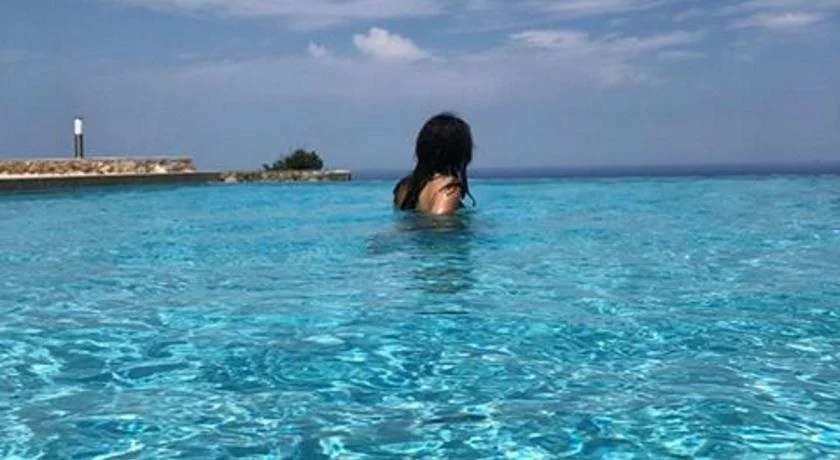Fira Calm Hotel