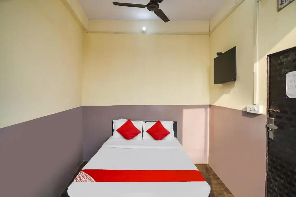 OYO Flagship 80448 Hotel Varna