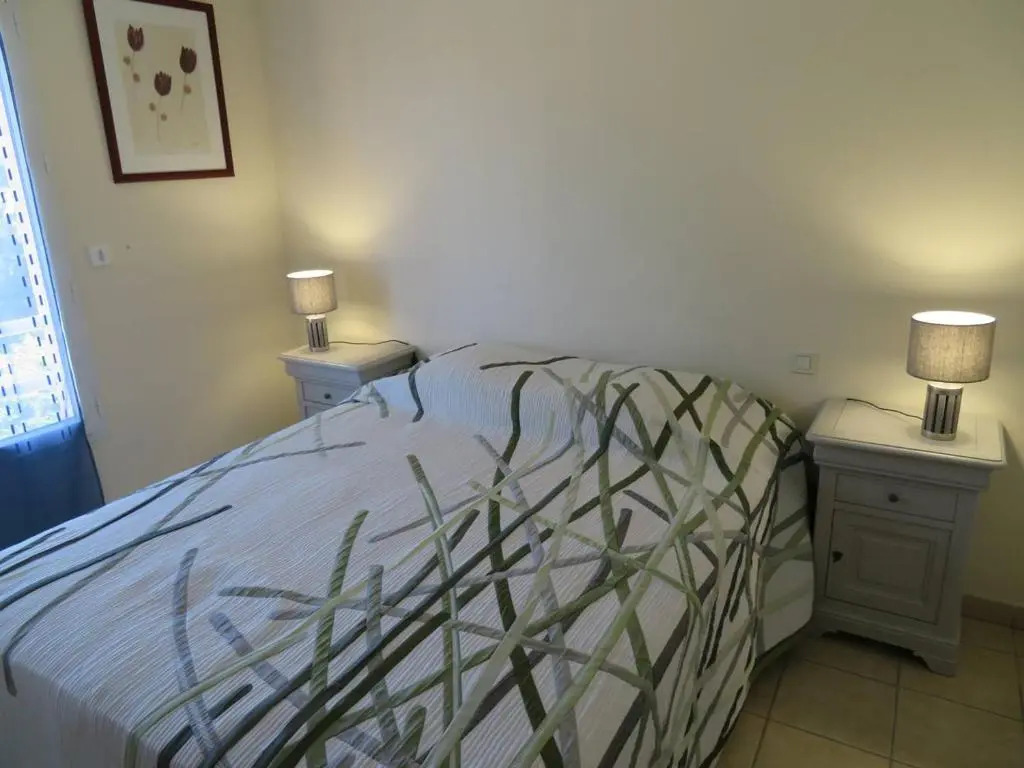 Appartement Bormes-les-Mimosas, 3 pièces, 4 personnes - FR-1-610-14