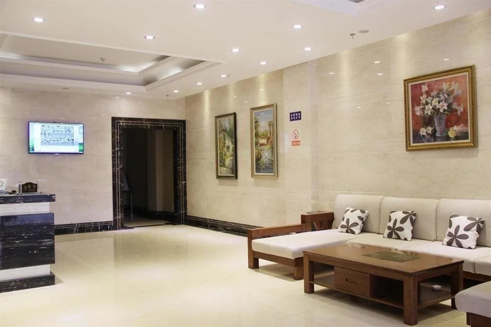 Xinyi Hotel