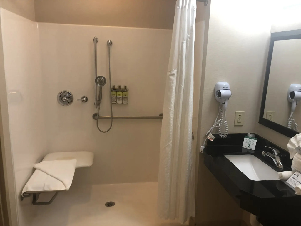 Holiday Inn Express Charlotte Southeast - Matthews by IHG