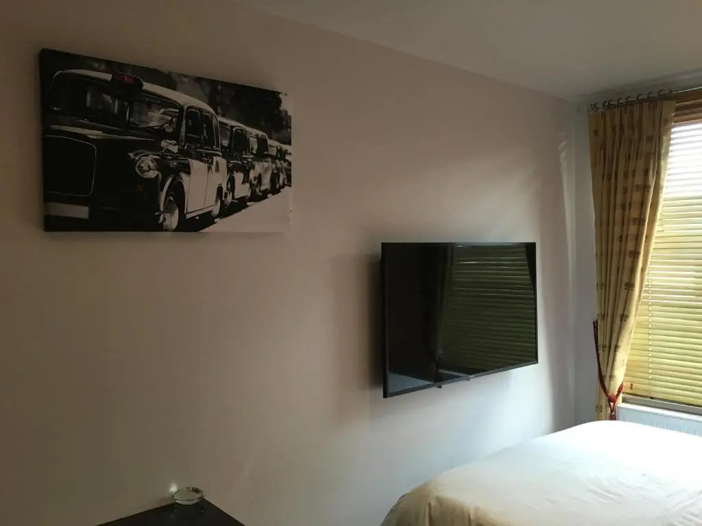 Cherwell Gates 4 Bed Luxury Oxford Apartment for 8 with Roof terrace