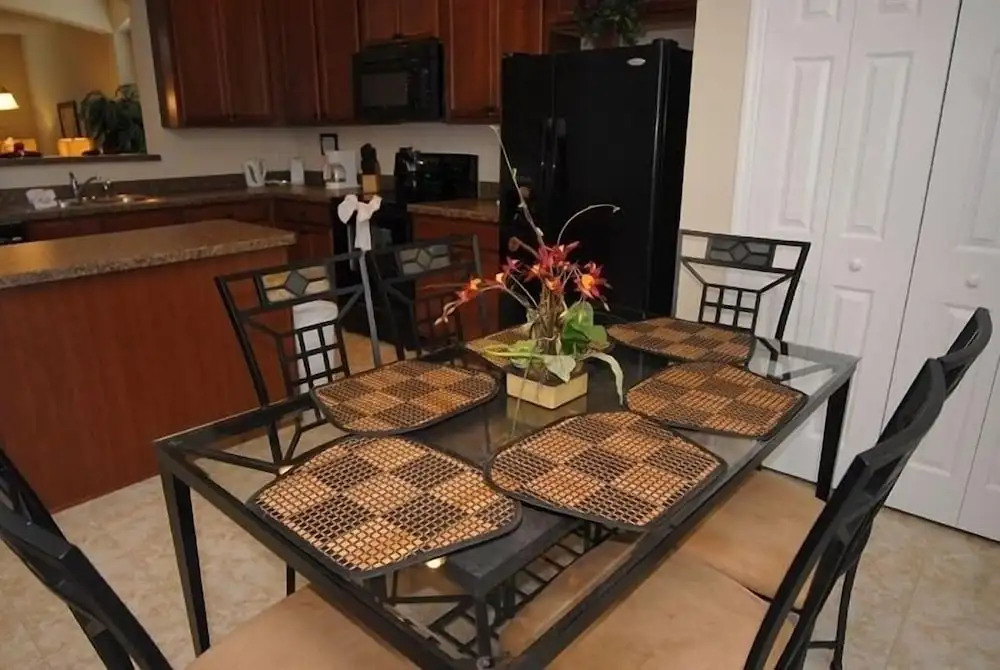 Beautiful Renovated 6 Bed Pool Home 6 Bedroom Home by RedAwning