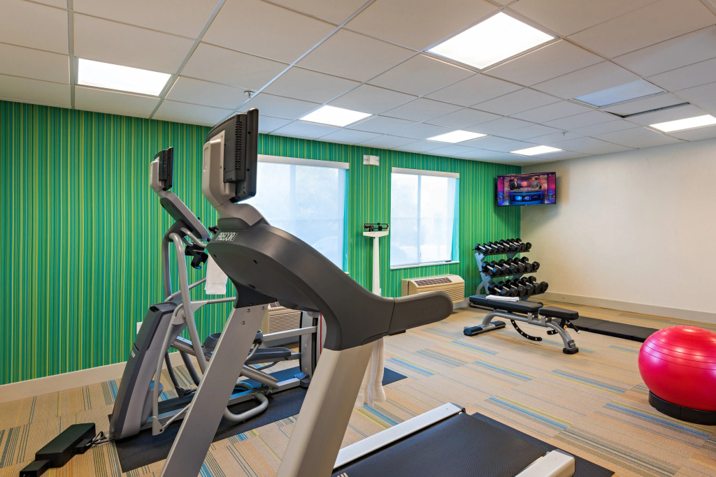 Holiday Inn Express Peoria North - Glendale by IHG