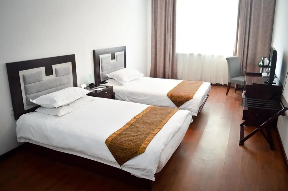Qianyuan Jingyang (Eastern King) Hotel