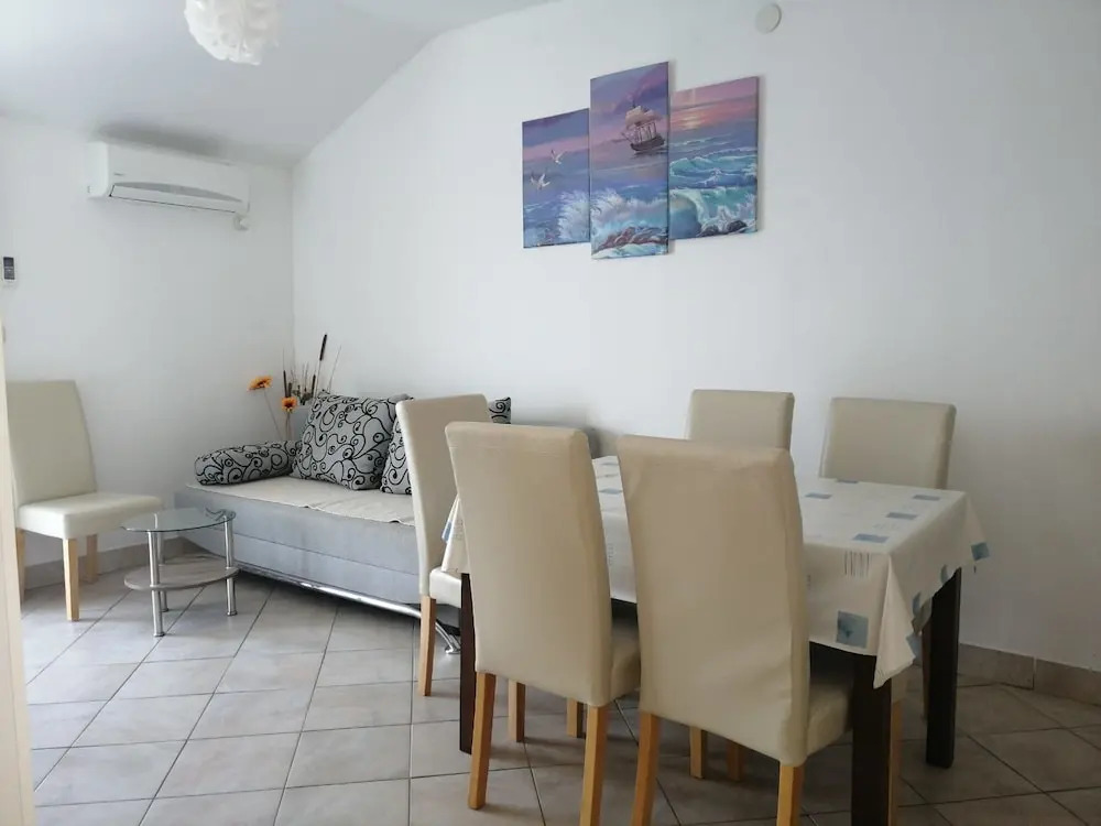 Apartment LEA