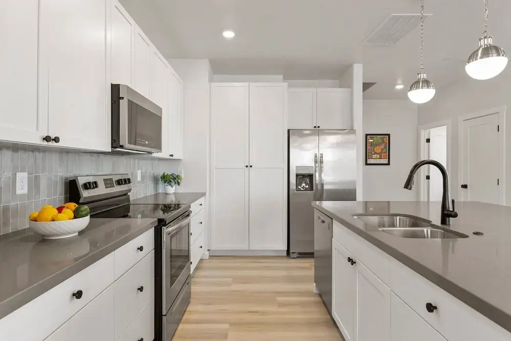 Sand Cove Retreat 5 Bedroom Townhouse